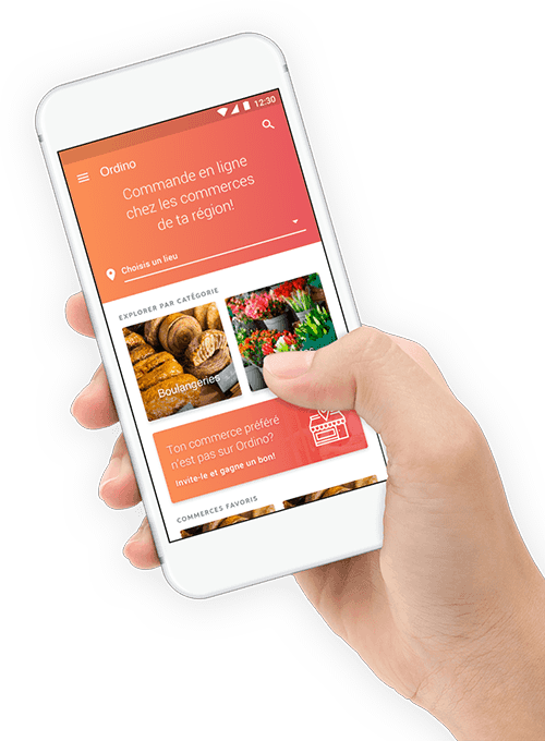 Application dans la main d'un utilisateur